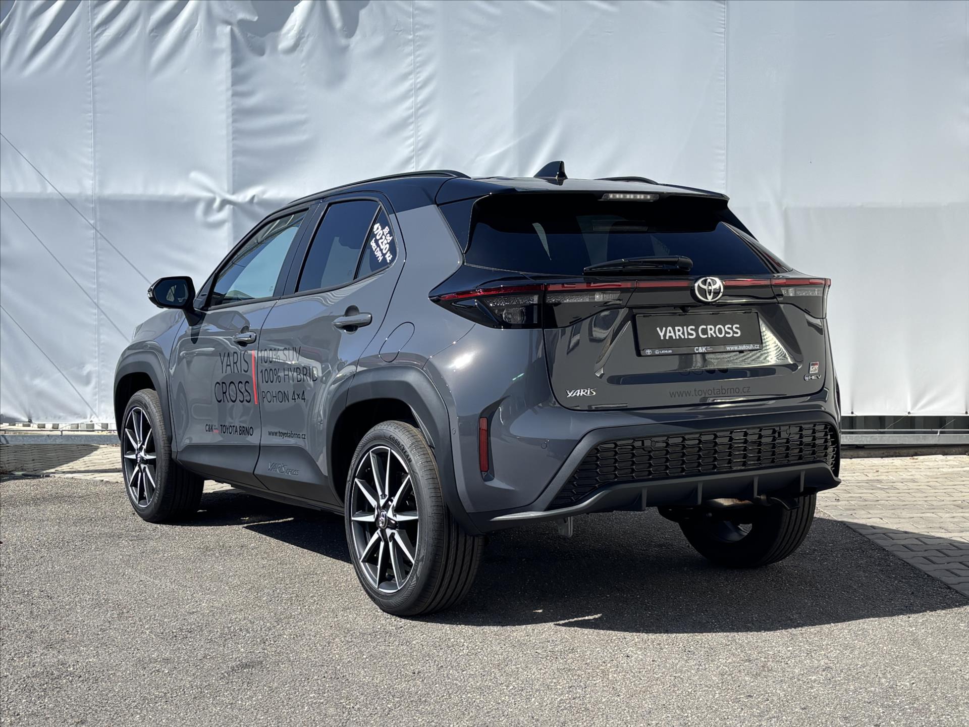 toyota-yaris-cross-1-5-hybrid-e-cvt-130k-gr-sport-tech - 6