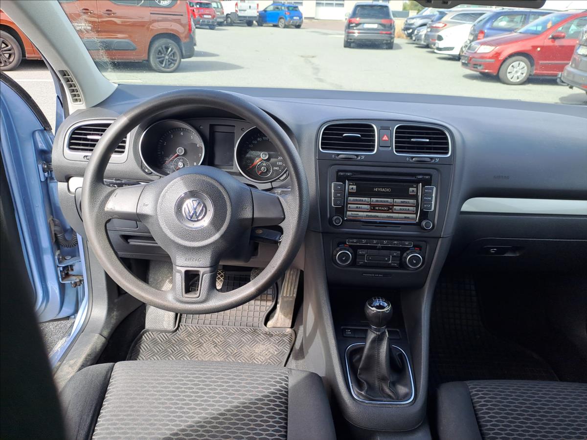 volkswagen-golf-1-4-mpi-klima - 8