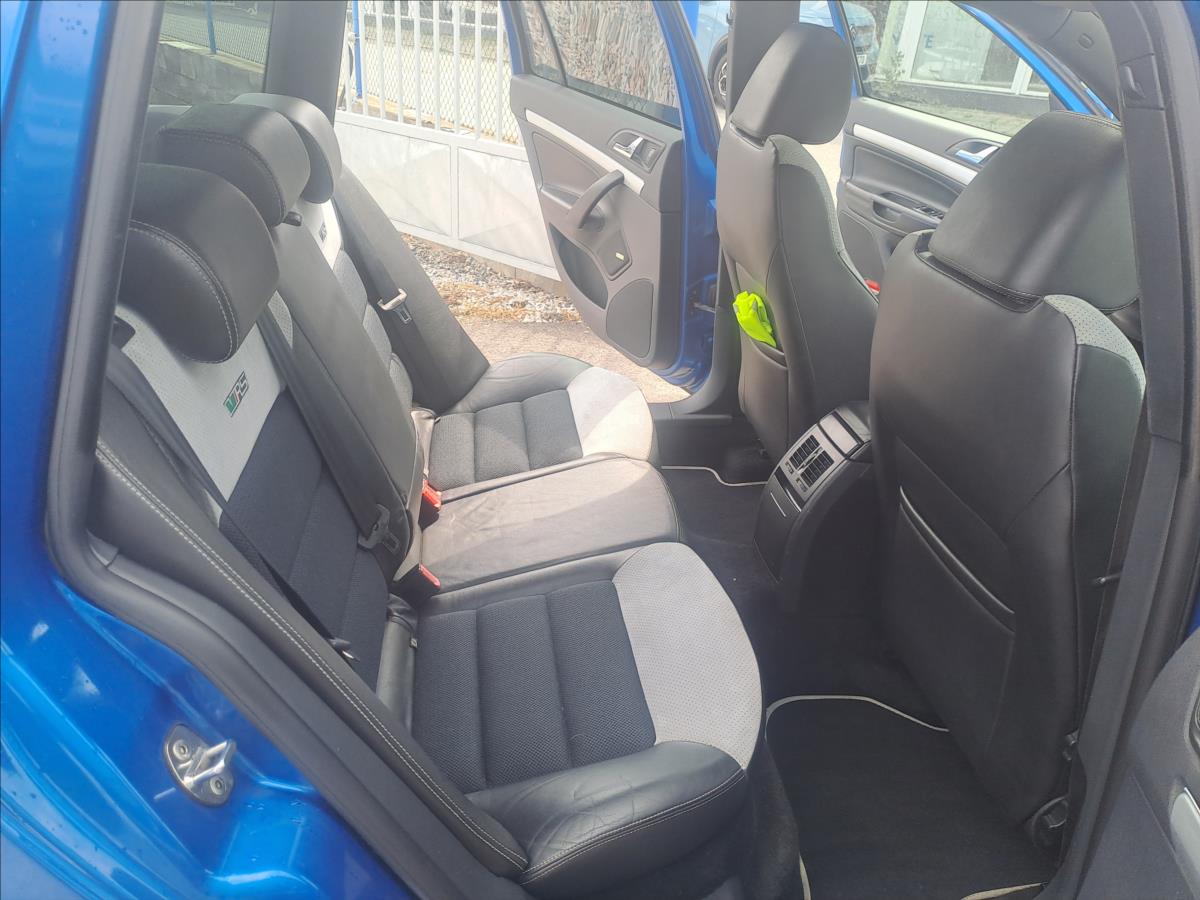 skoda-octavia-2-0-tdi-rs-dsg - 6
