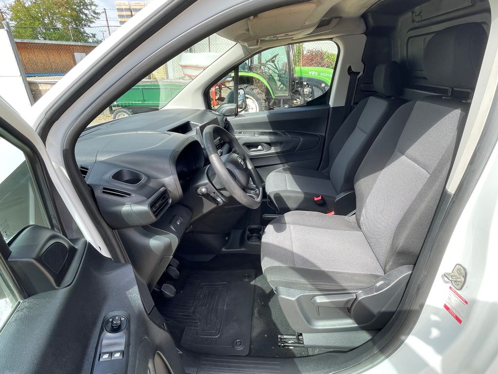 toyota-proace-1-5d-4d-75kw-l2h1-zadano - 6