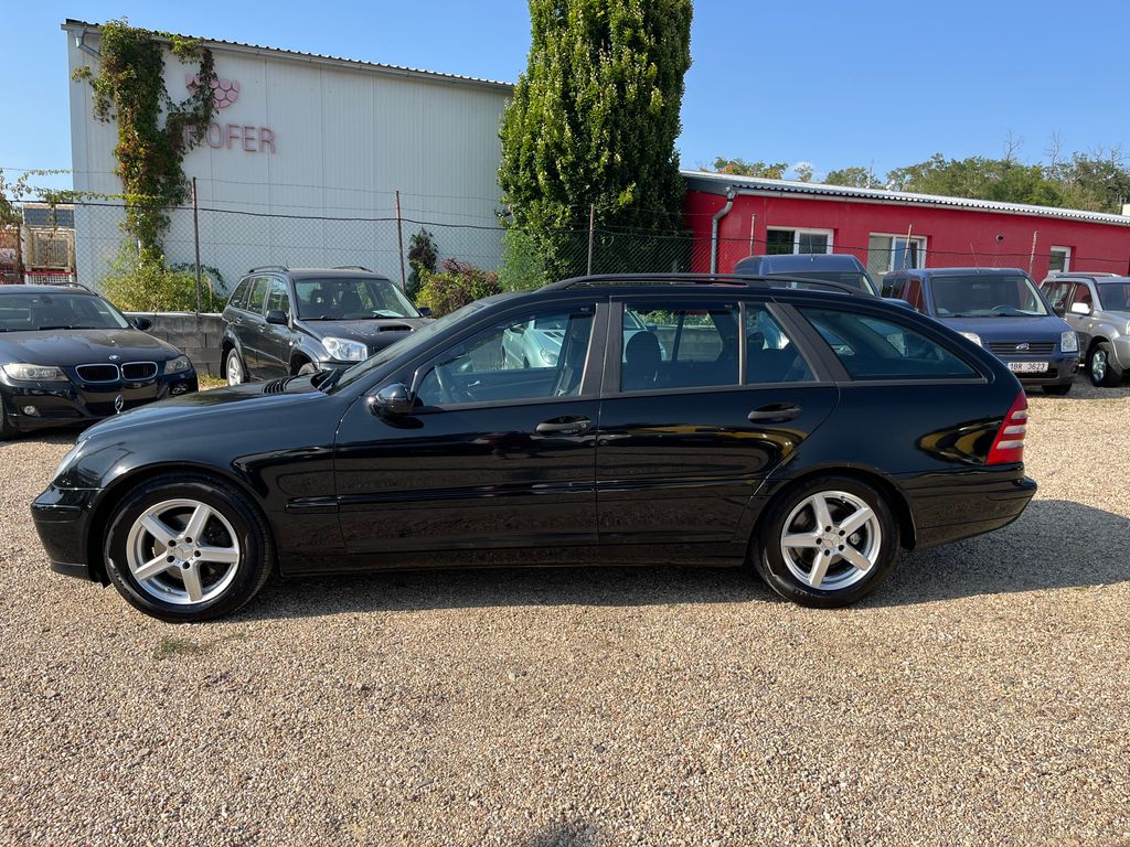 mercedes-benz-tridy-c-c-220-cdi-avantgarde - 1