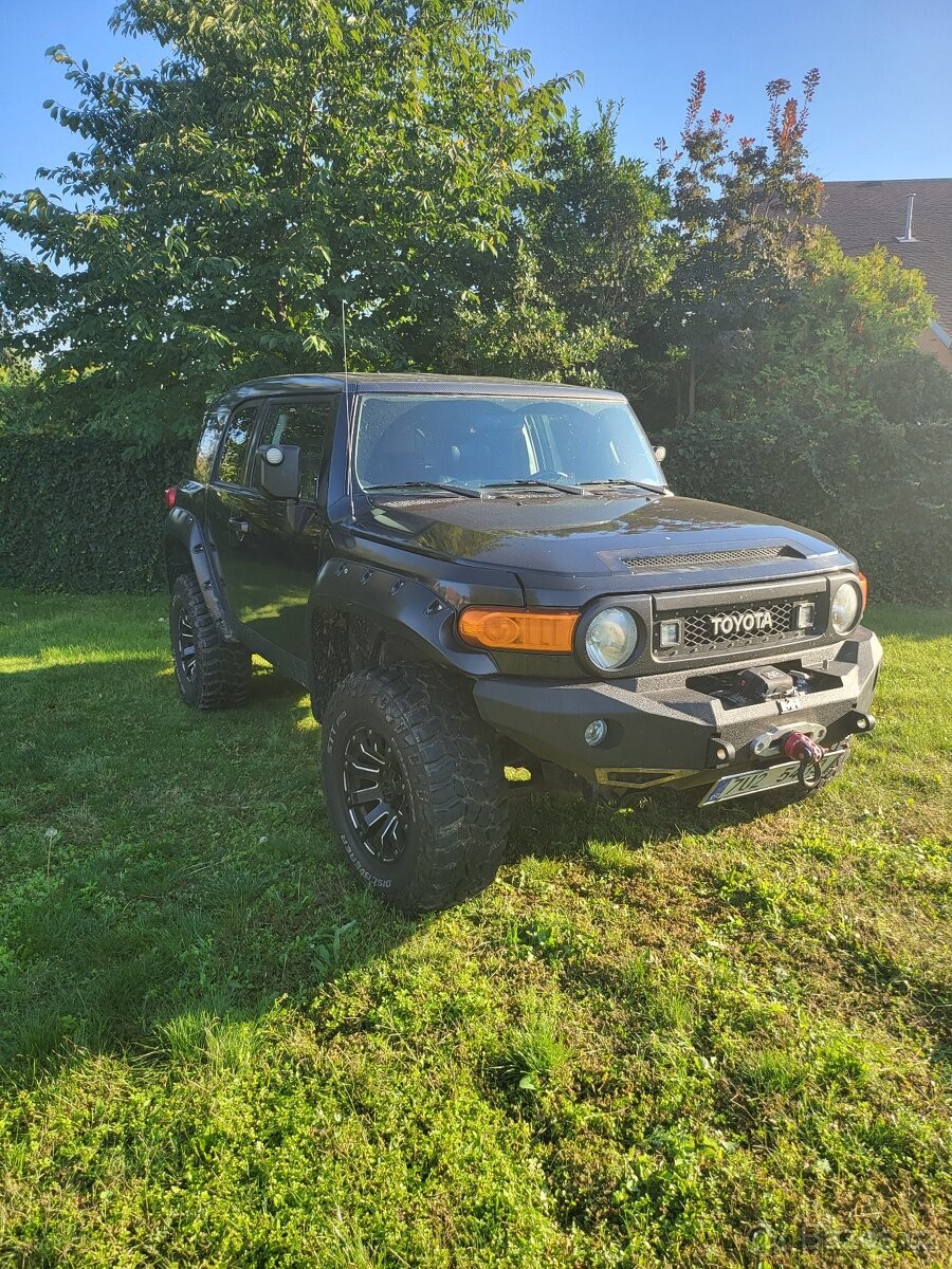 toyota-fj-4-0-cruiser - 1