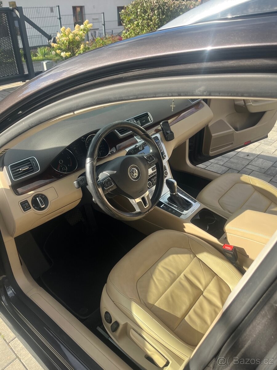 volkswagen-passat-variant-2-0-tdi-125-kw-dsg - 9