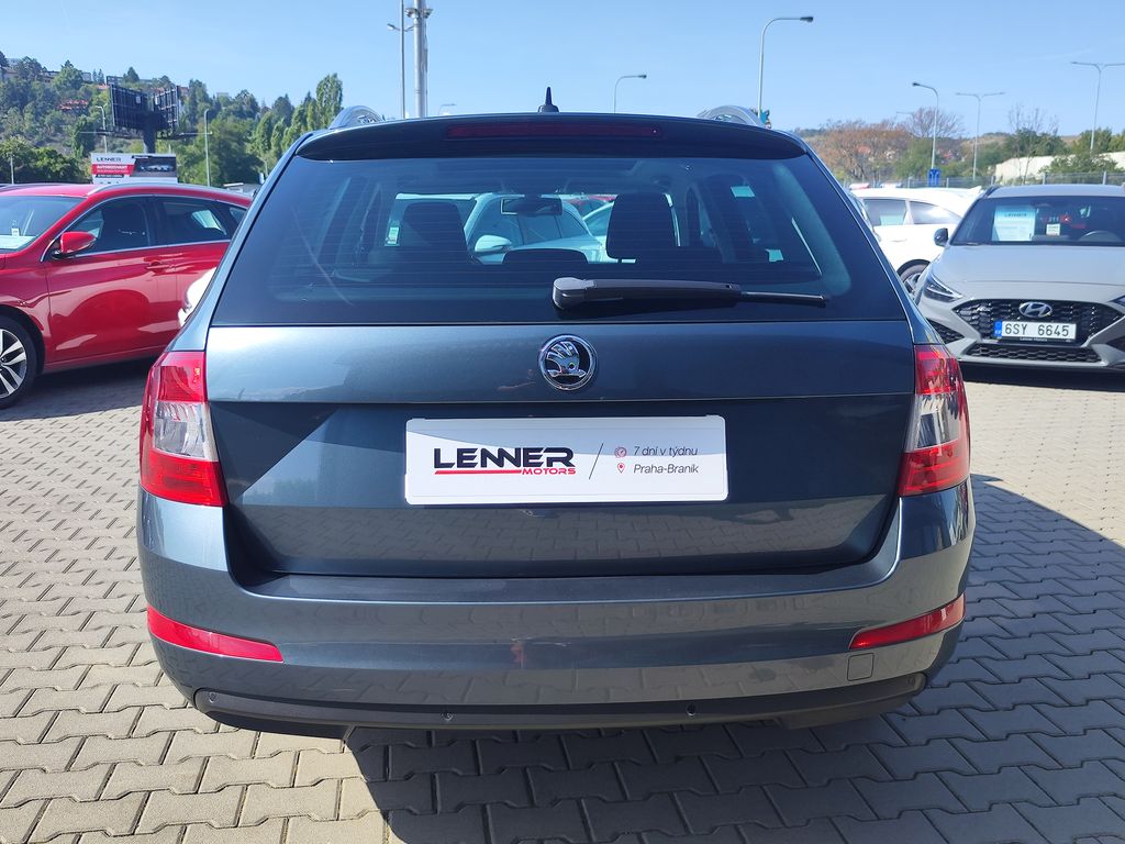skoda-octavia-2-0-tdi-110kw-ambition - 5