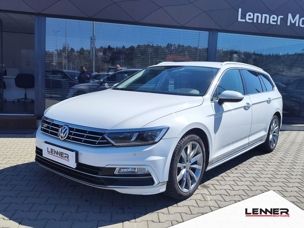 Volkswagen Passat 2.0 TDi/110kW Highline DSG ČR