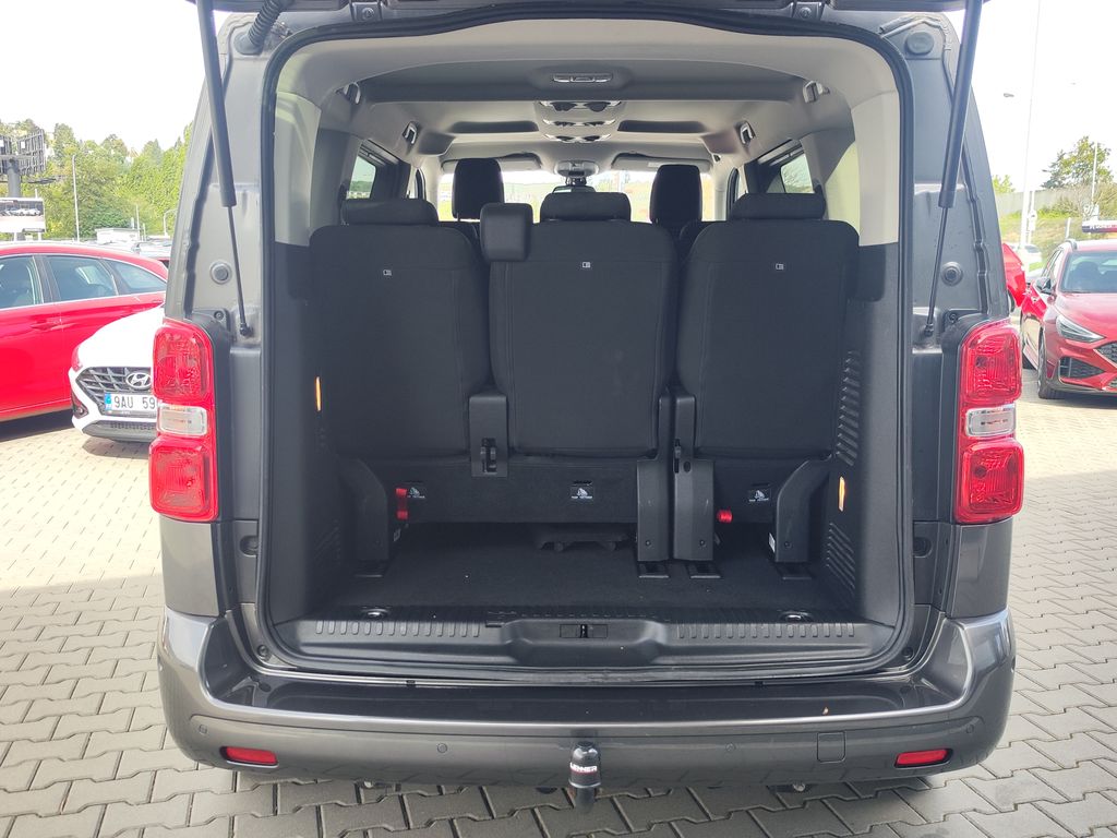 toyota-proace-verso-2-0-d-4d-106kw-family-l1 - 8