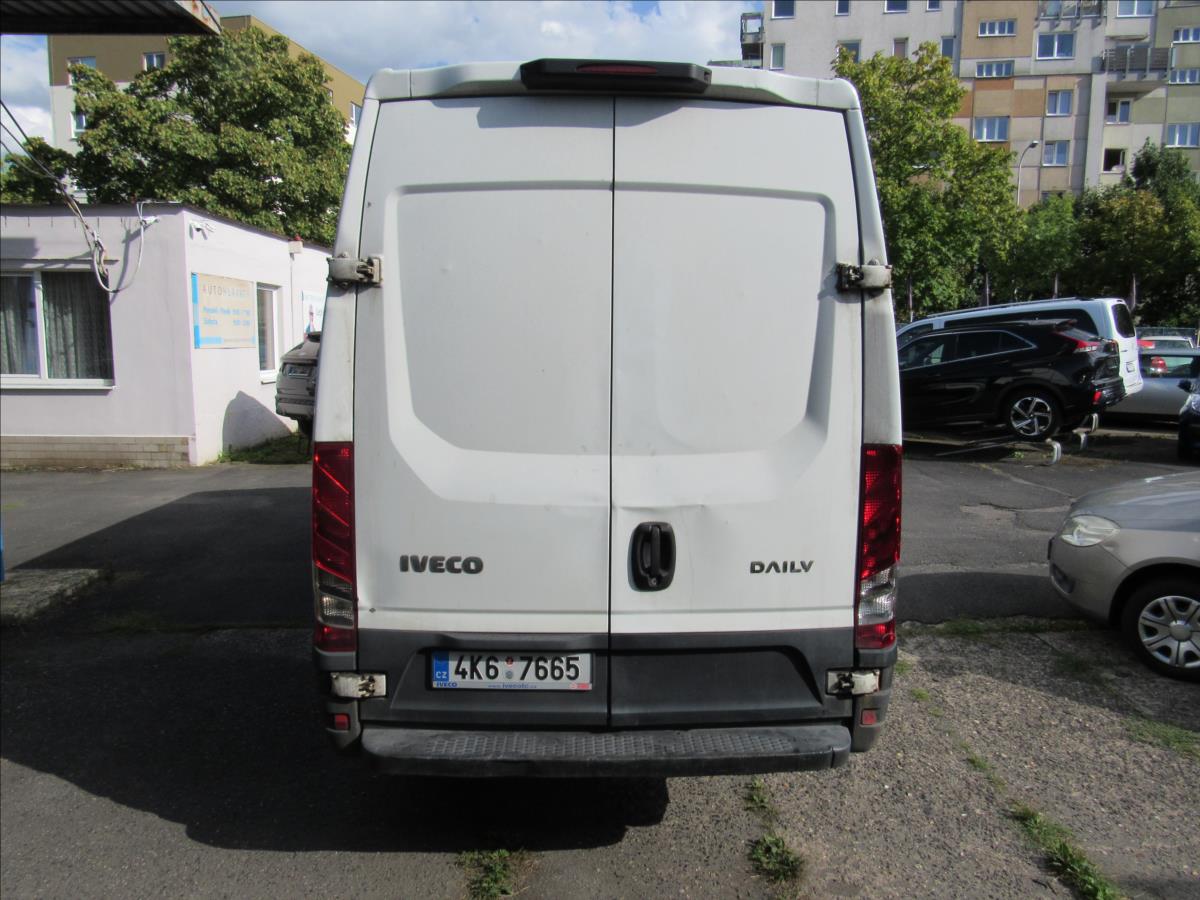 iveco-daily-2-3-l4h4-115kw-maxi-35s16 - 4