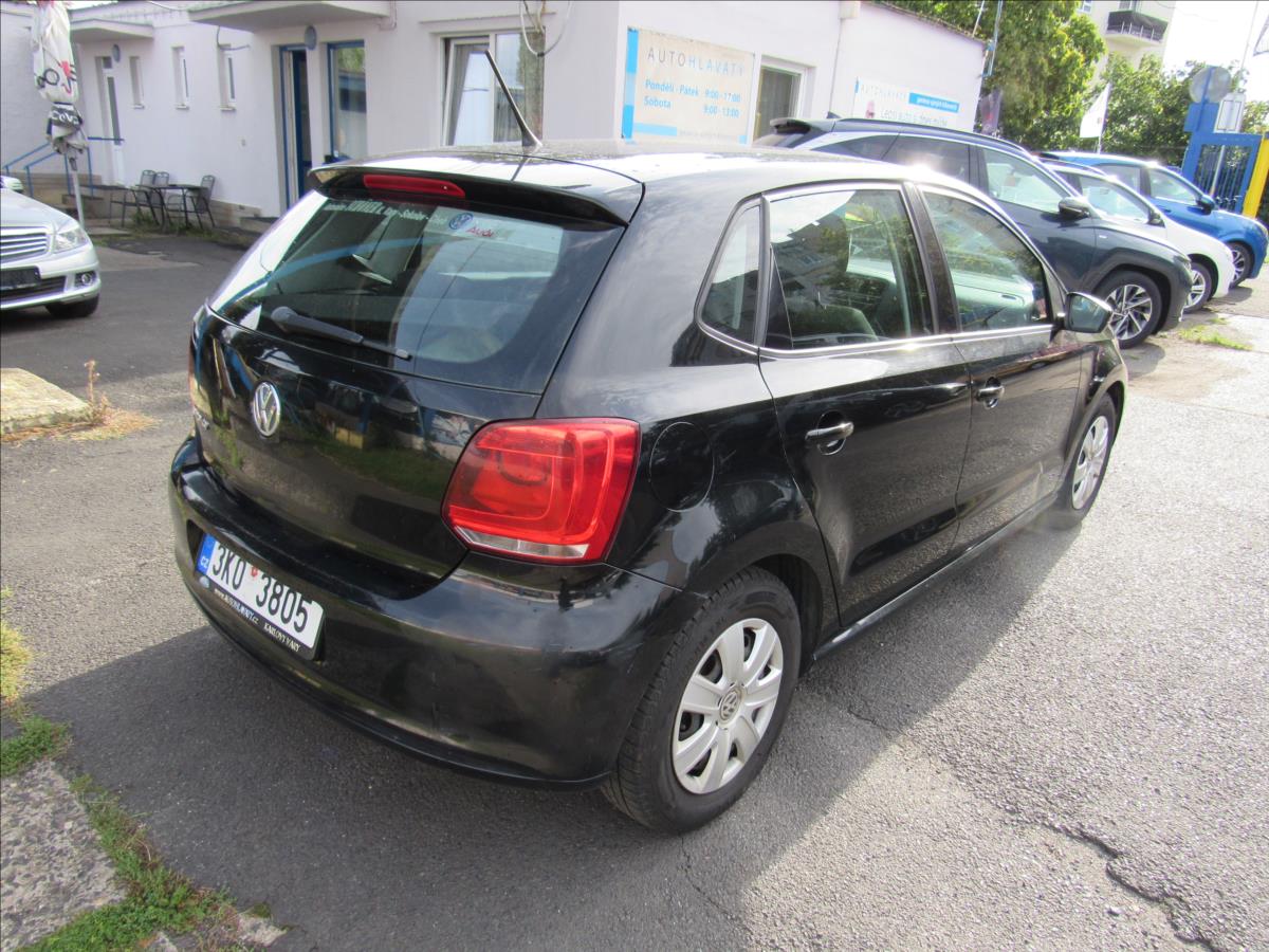 volkswagen-polo-1-2-i-44kw-1-majitel-5dveri - 5