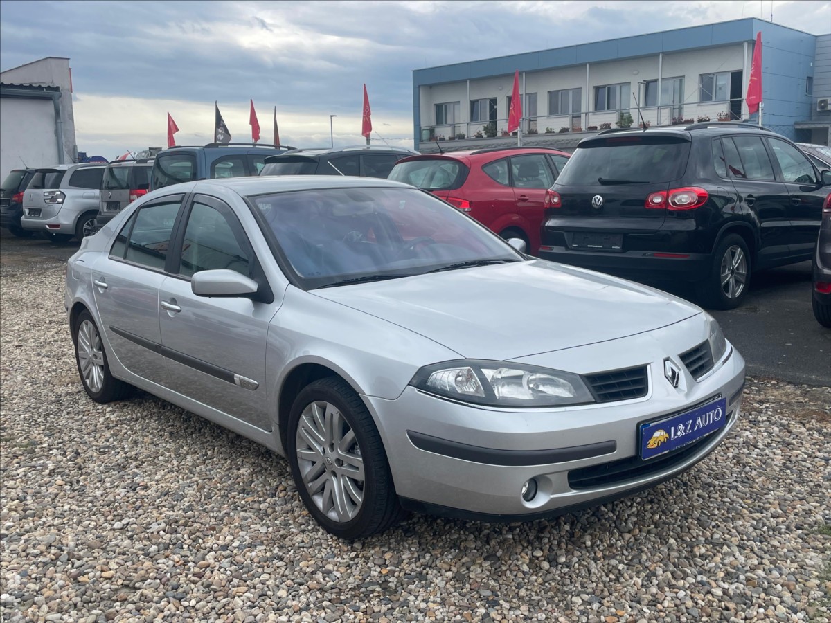 renault-laguna-2-0-16v - 2