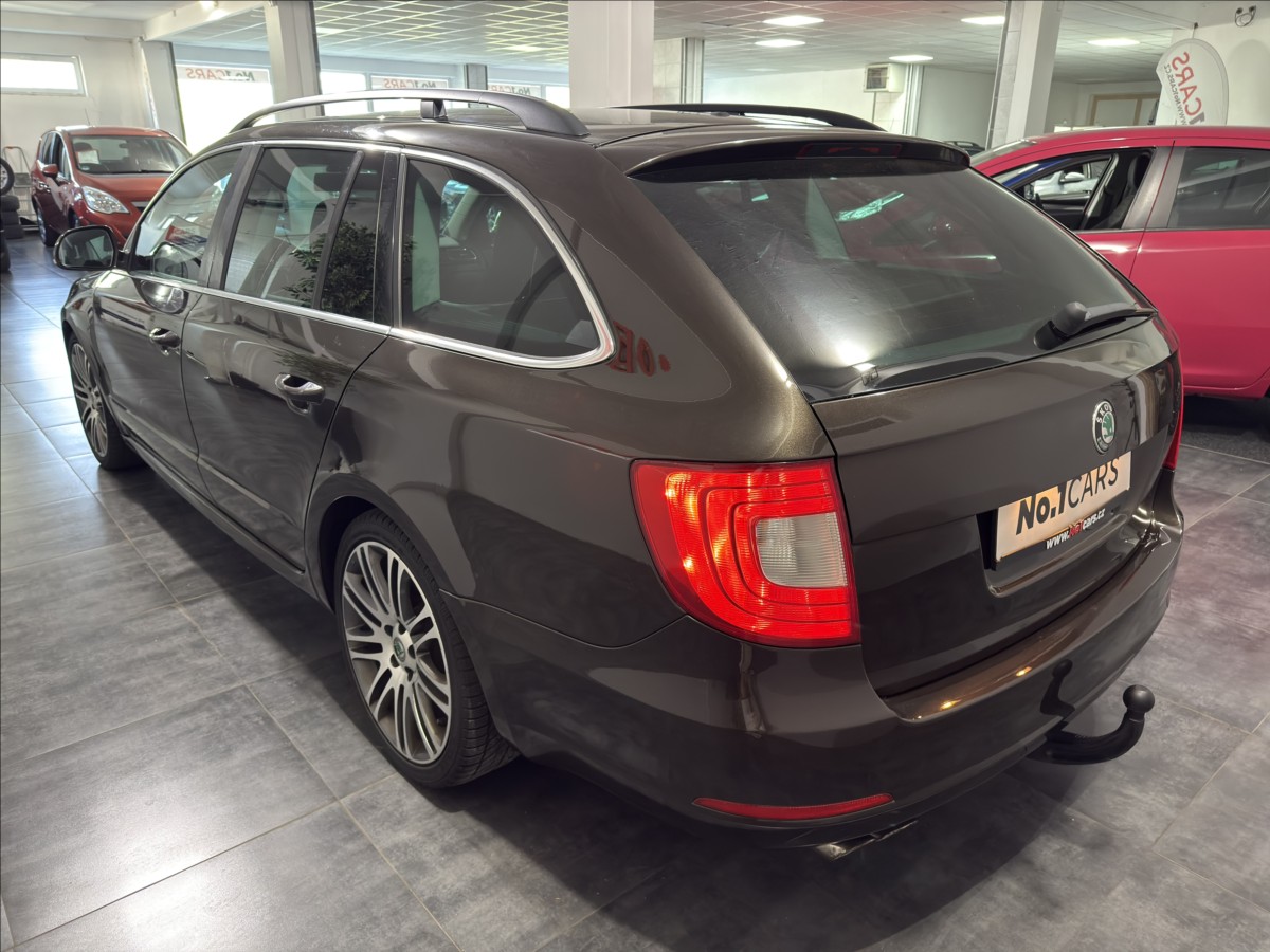 skoda-superb-2-0-tdi-4x4-125kw-elegance - 3
