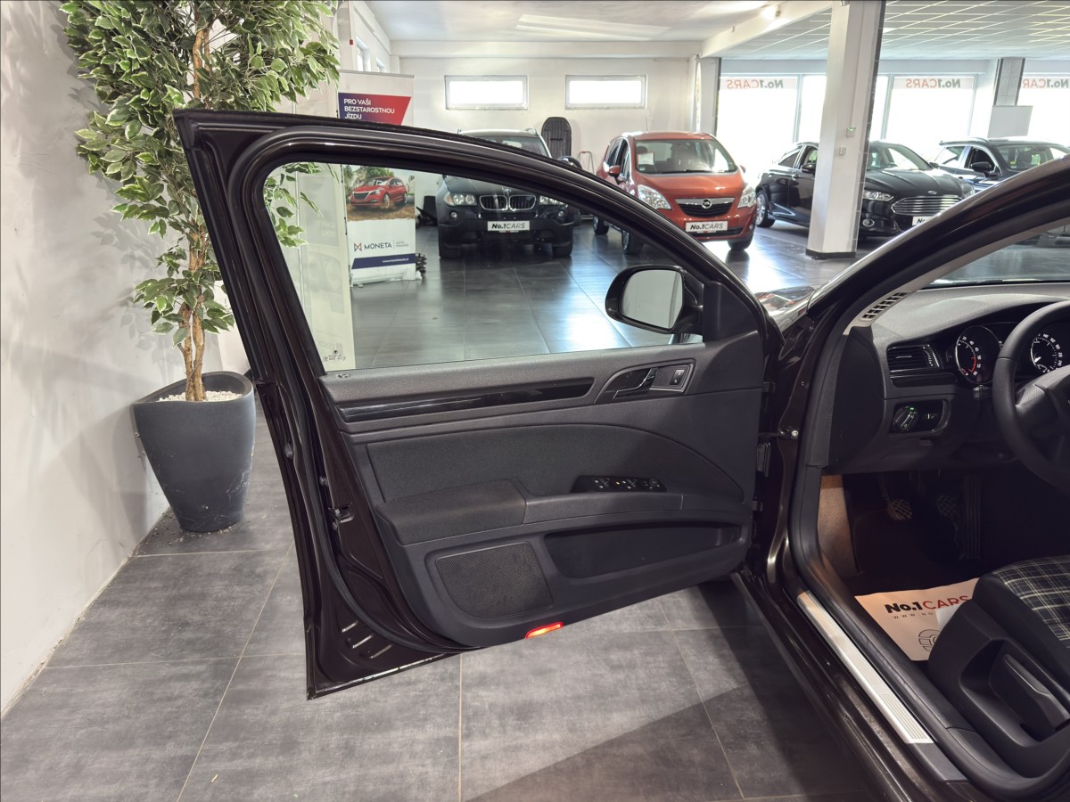 skoda-superb-2-0-tdi-4x4-125kw-elegance - 5