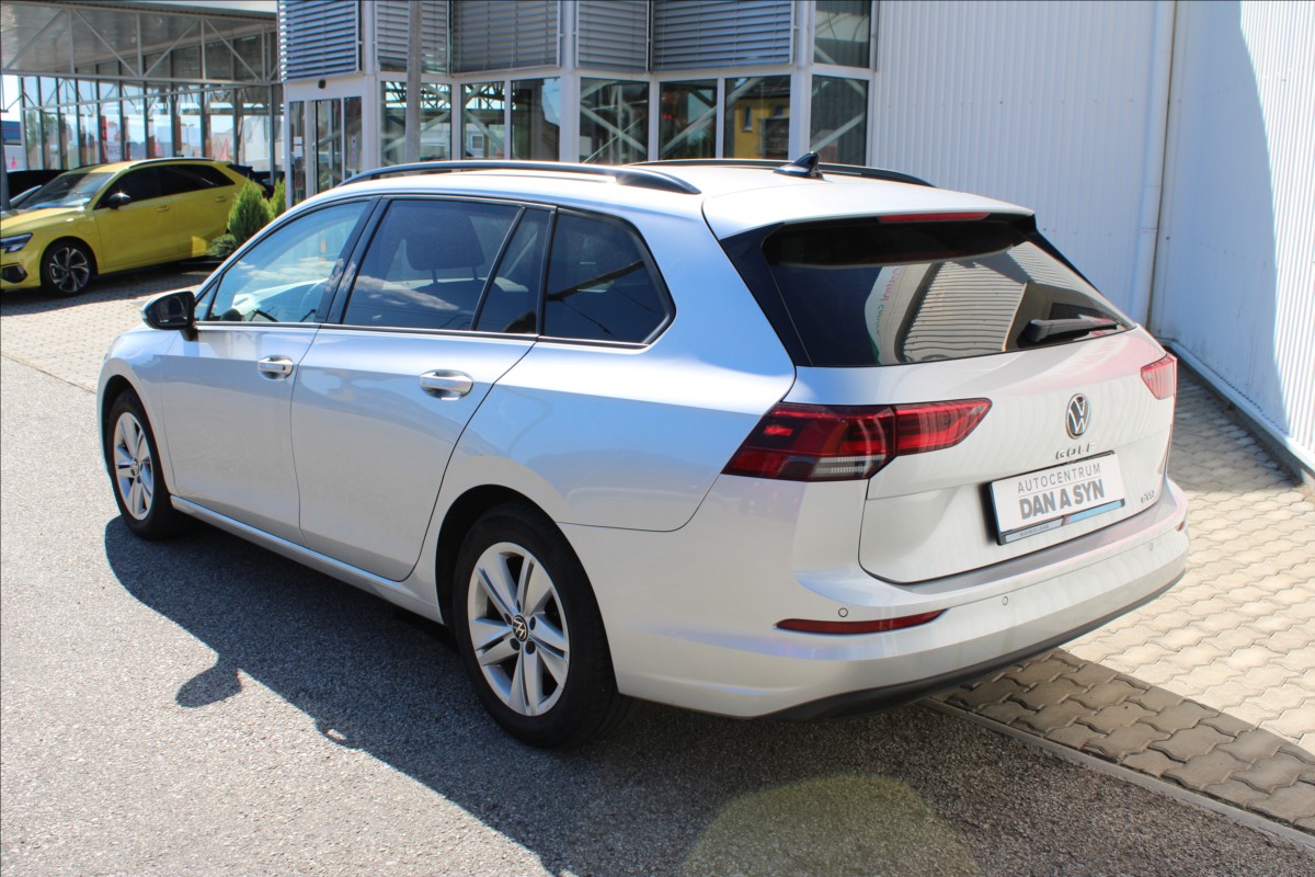 volkswagen-golf-1-5-tsi-evo-life-dsg-1-majitel-cz - 3