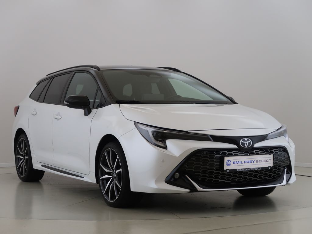 toyota-corolla-2-0hybrid-cz-1maj-gr-sport - 2