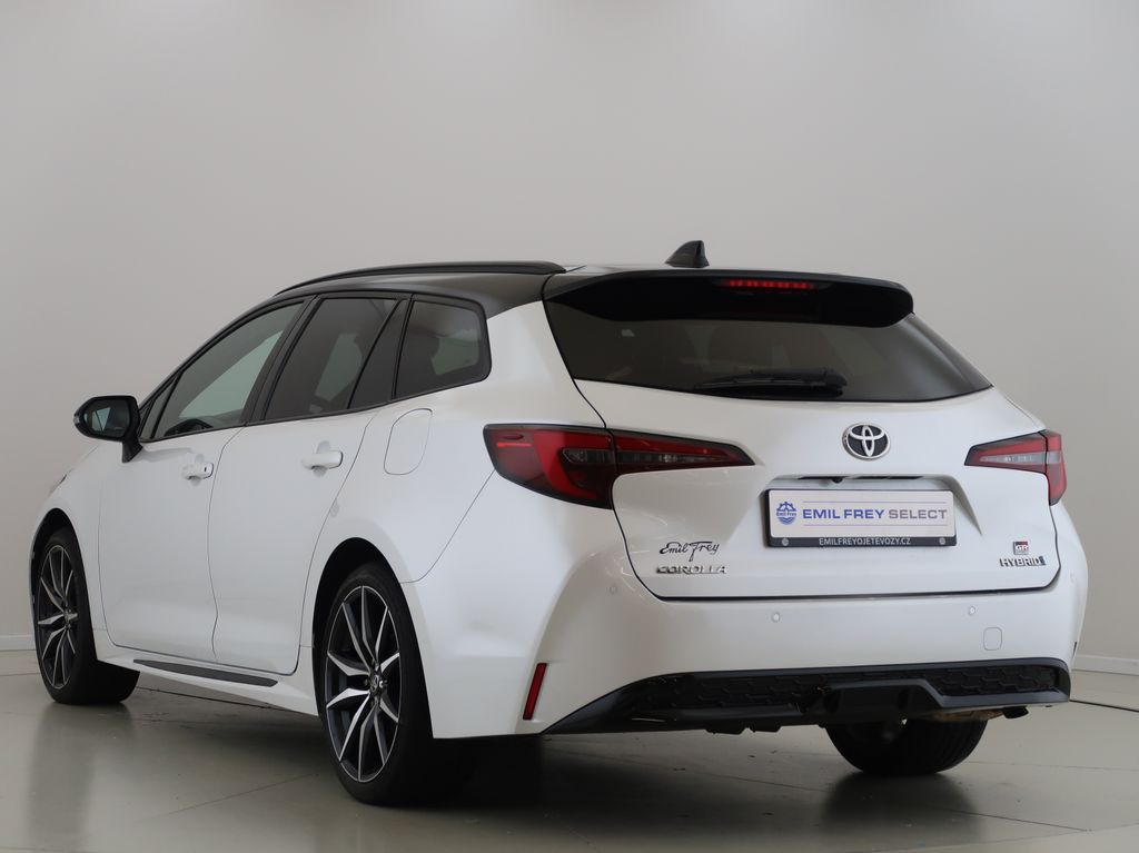 toyota-corolla-2-0hybrid-cz-1maj-gr-sport - 6