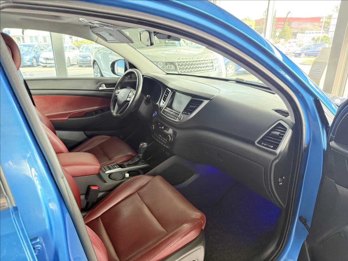 hyundai-tucson-2-0-crdi-136kw-4wd-serviska-cr - 7