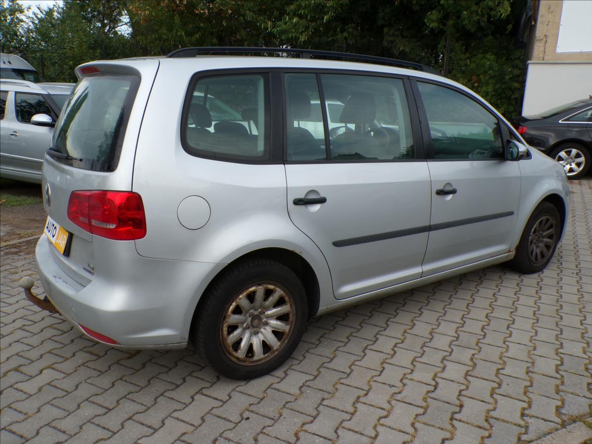 volkswagen-touran-1-6-tdi-7-mist-taz-zar - 3