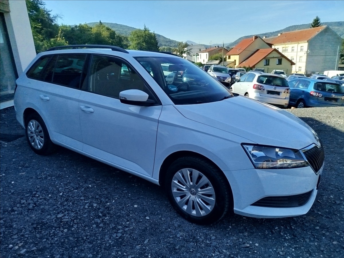skoda-fabia-1-0-tsi-81kw-automat-navigace - 7
