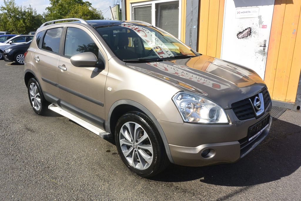 nissan-qashqai-2-0cdti-4wd-webasto-navi-p - 2