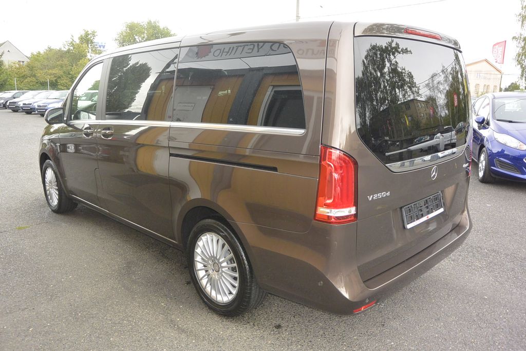 mercedes-benz-tridy-v-2-2cdi-avantgarde-4matic-xl-d - 6