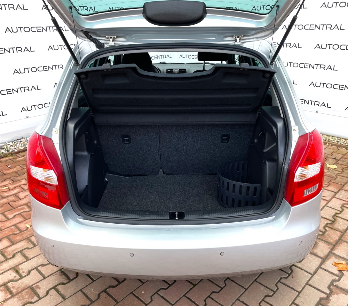 skoda-fabia-1-6-tdi-best-of-sport-55kw-servis - 9