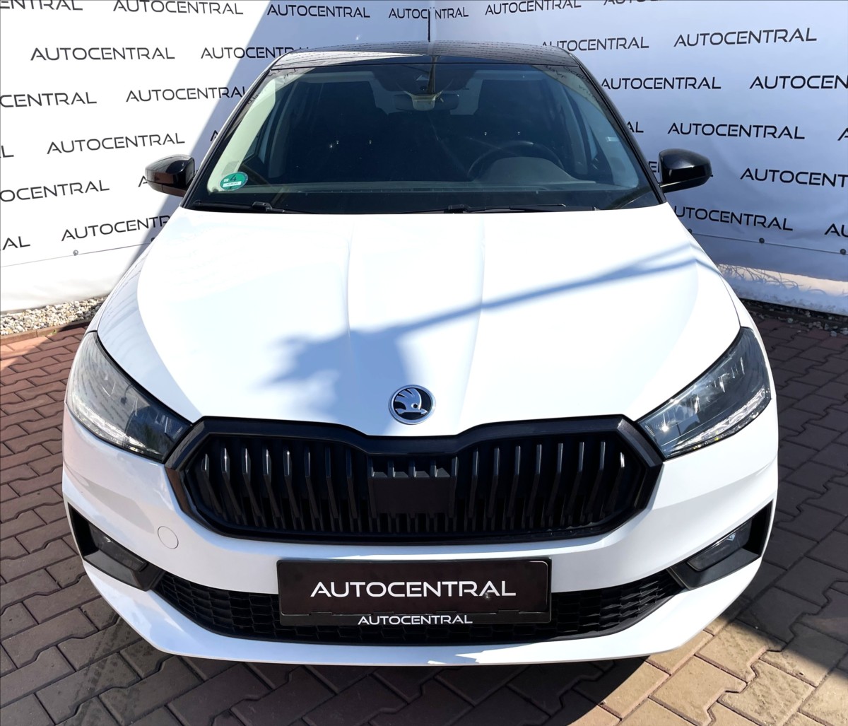 skoda-fabia-1-0-tsi-edition-110-81kw-po-servisu - 1