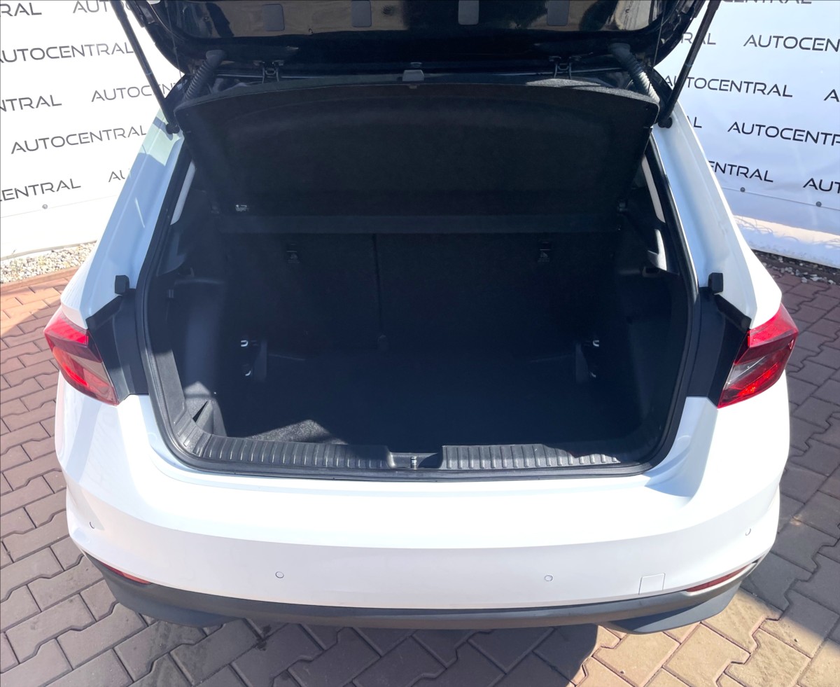 skoda-fabia-1-0-tsi-edition-110-81kw-po-servisu - 9