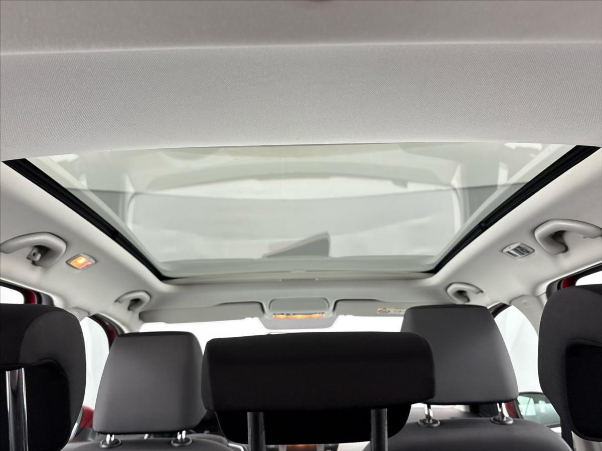 skoda-fabia-1-0-tsi-ambition-plus-panorama - 6