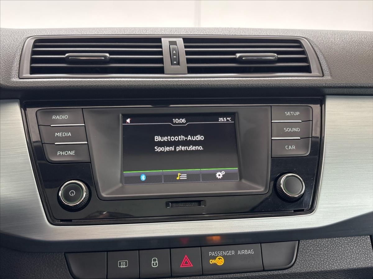 skoda-fabia-1-0-tsi-ambition-plus-panorama - 8