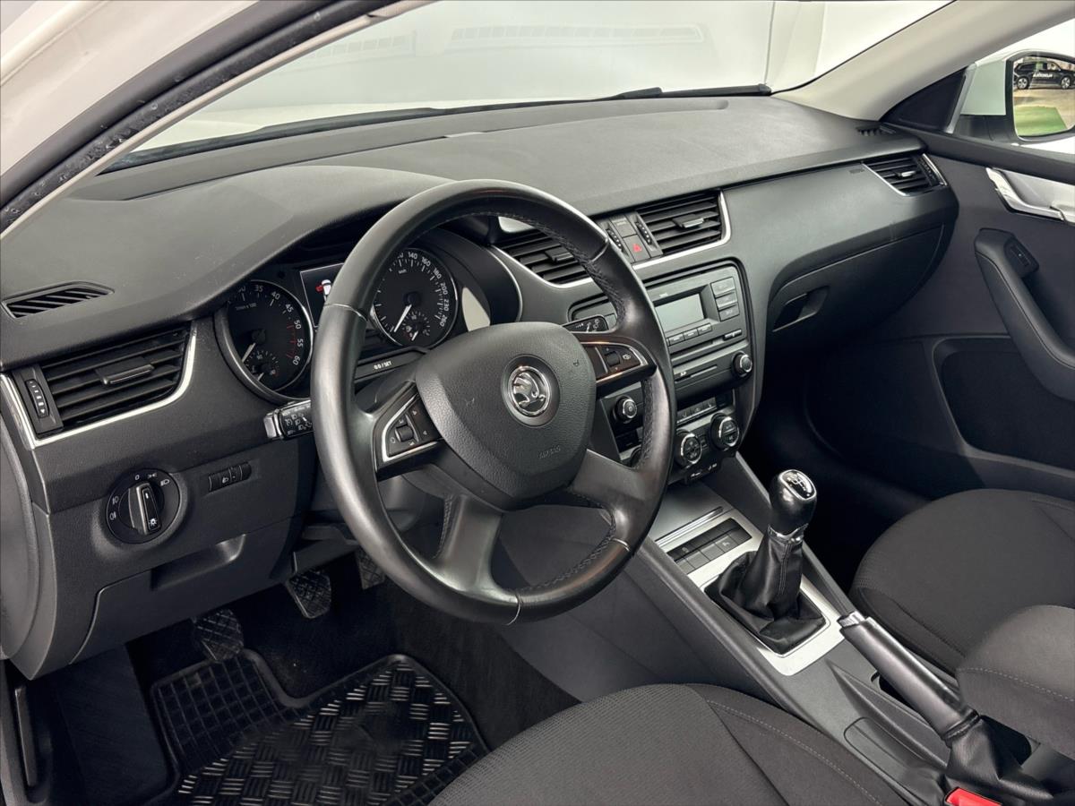skoda-octavia-1-6-tdi-elegance - 5
