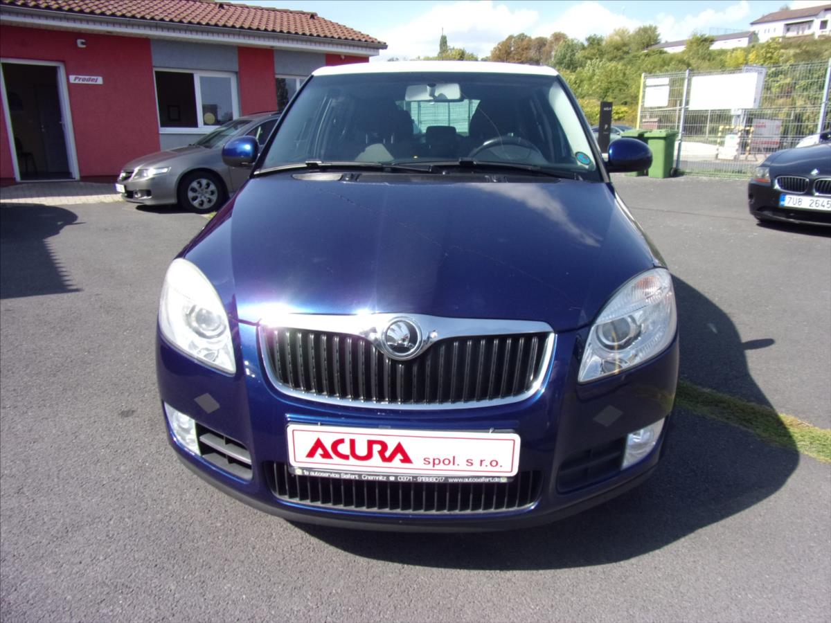 skoda-fabia-1-4-16v-sport-63kw - 8