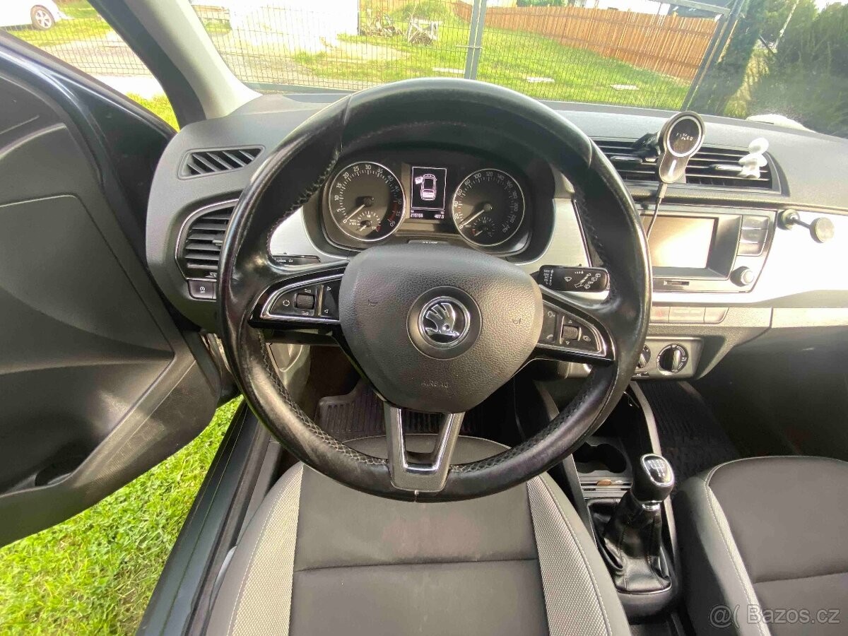skoda-fabia-1-4-tdi-66-kw-rok-2015 - 6