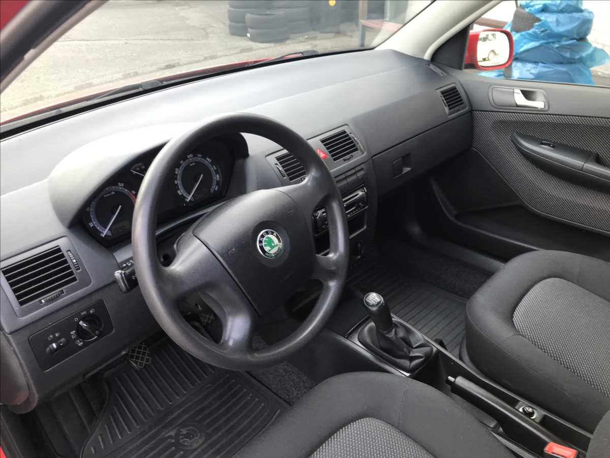 skoda-fabia-1-2-12v-combi-47kw-top-top-top - 7