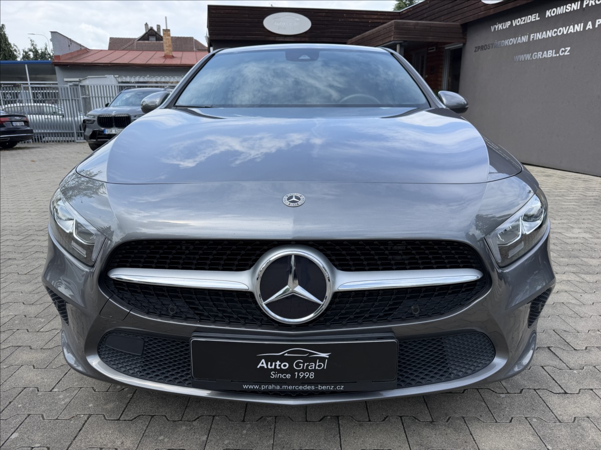 mercedes-benz-tridy-a-2-0-180d - 1