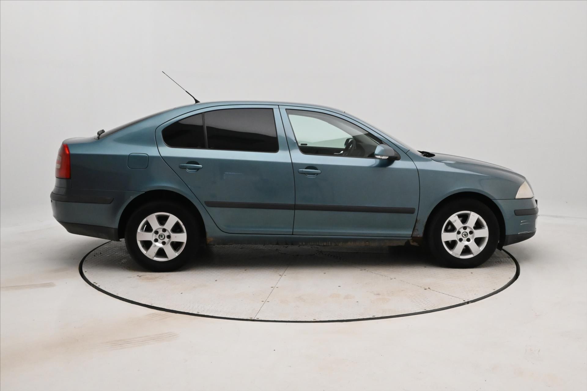 skoda-octavia-1-9-tdi-77kw-stk-do-3-2028 - 3
