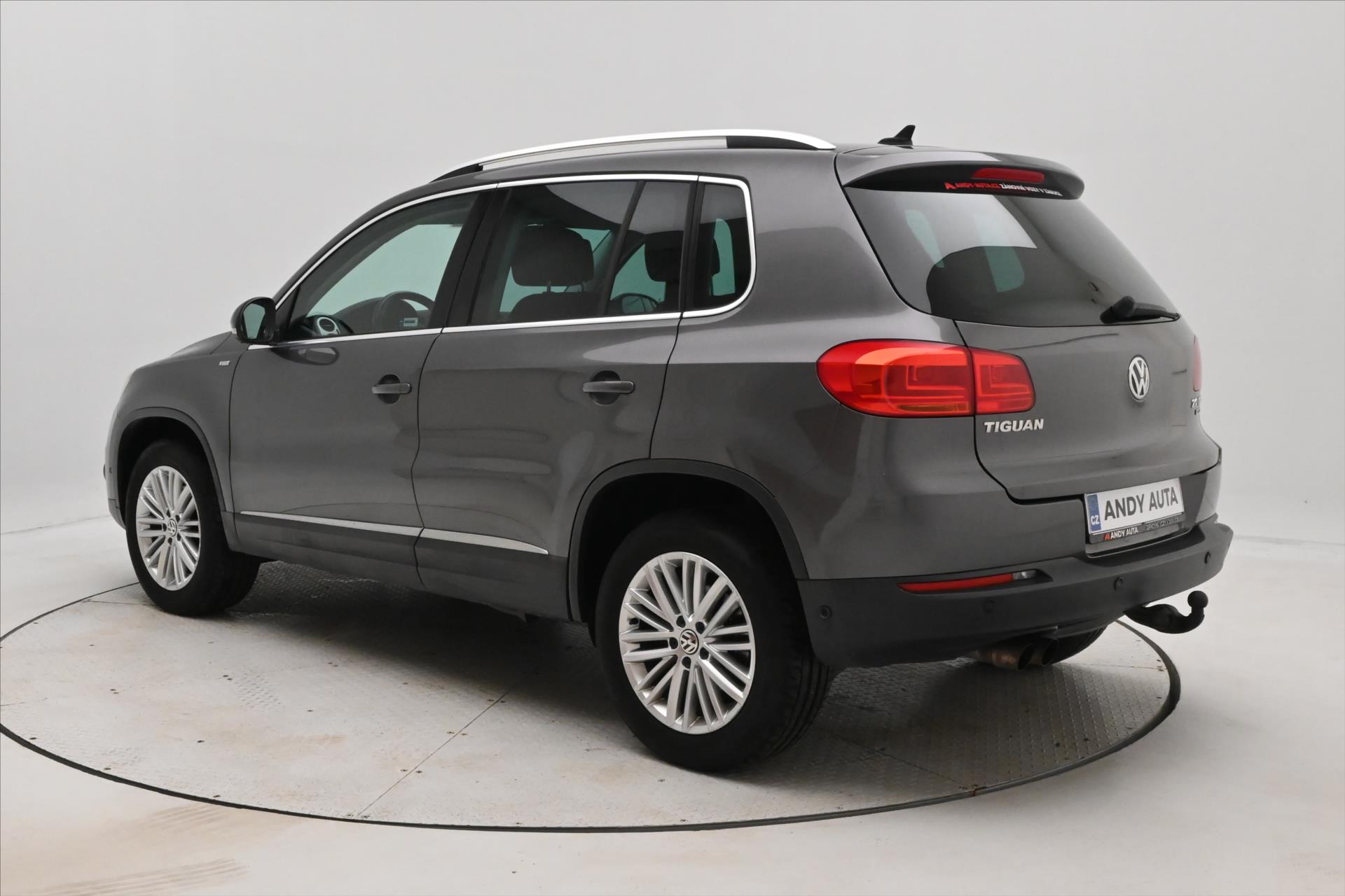 volkswagen-tiguan-2-0-tdi-103kw-4x4-manual-zaruka-az-5-let - 6