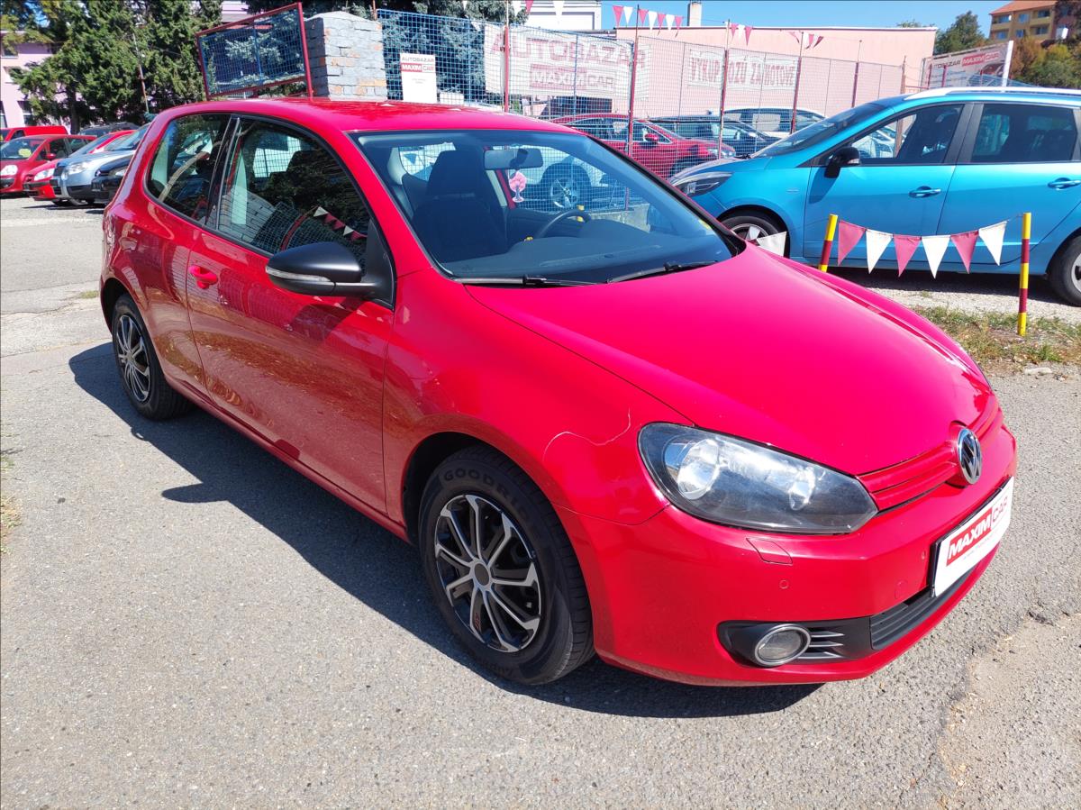 volkswagen-golf-1-6-i-dsg - 2
