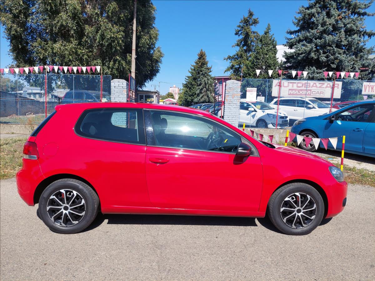 volkswagen-golf-1-6-i-dsg - 4