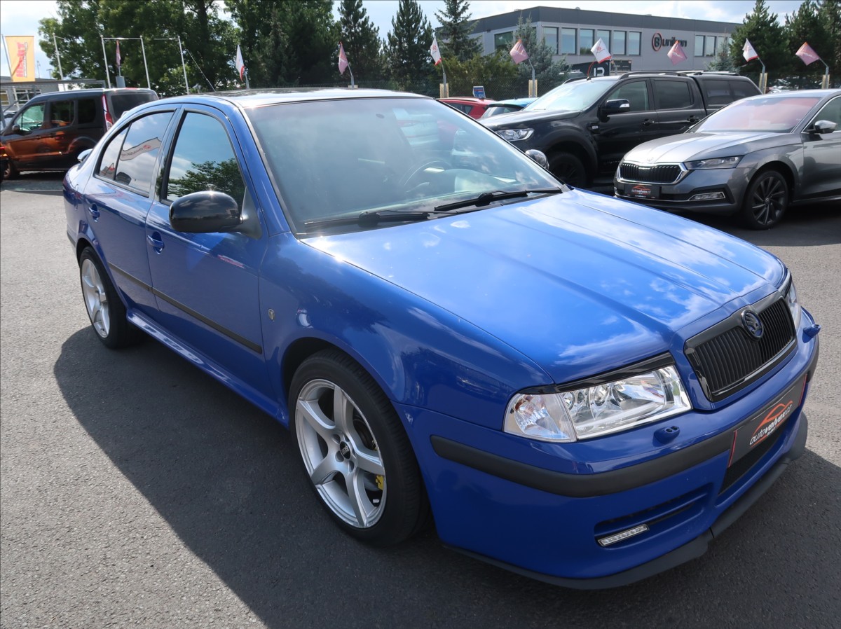 skoda-octavia-1-9-tdi-novecr-rspaket-xenony - 1