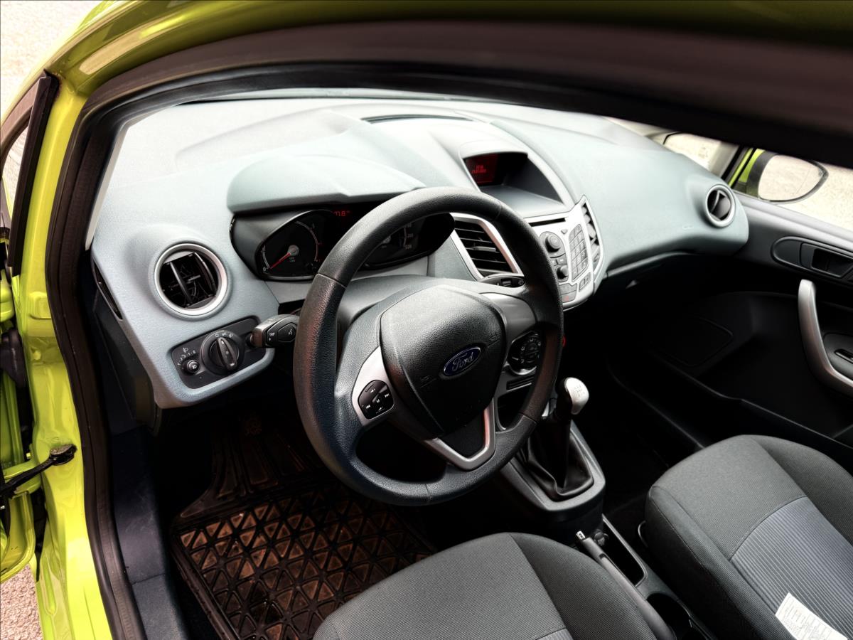 ford-fiesta-1-2-i-sport - 8