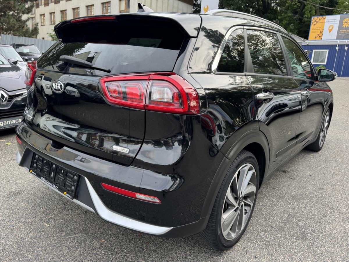 kia-niro-1-6-1-majitel - 8