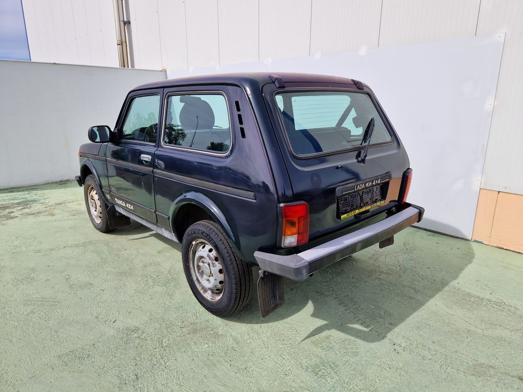 lada-niva-taiga-1-7-4x4 - 3