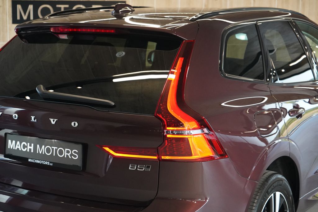 volvo-xc60-b5-awd-plus-dark-lci-h-k-led - 8