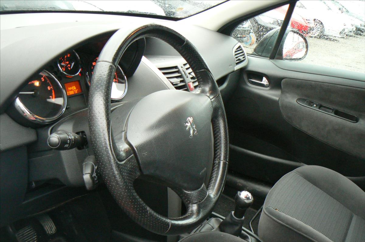 peugeot-207-1-4 - 8