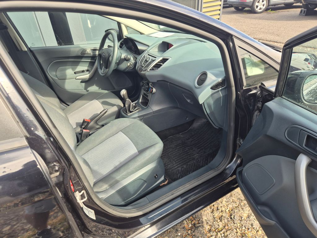 ford-fiesta-1-2i-44kw-klima - 9
