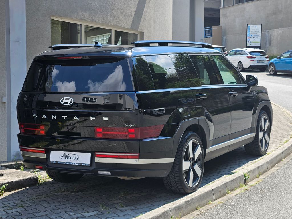 hyundai-santa-fe-1-6-t-gdi-phev-4x4-a-t-style - 4