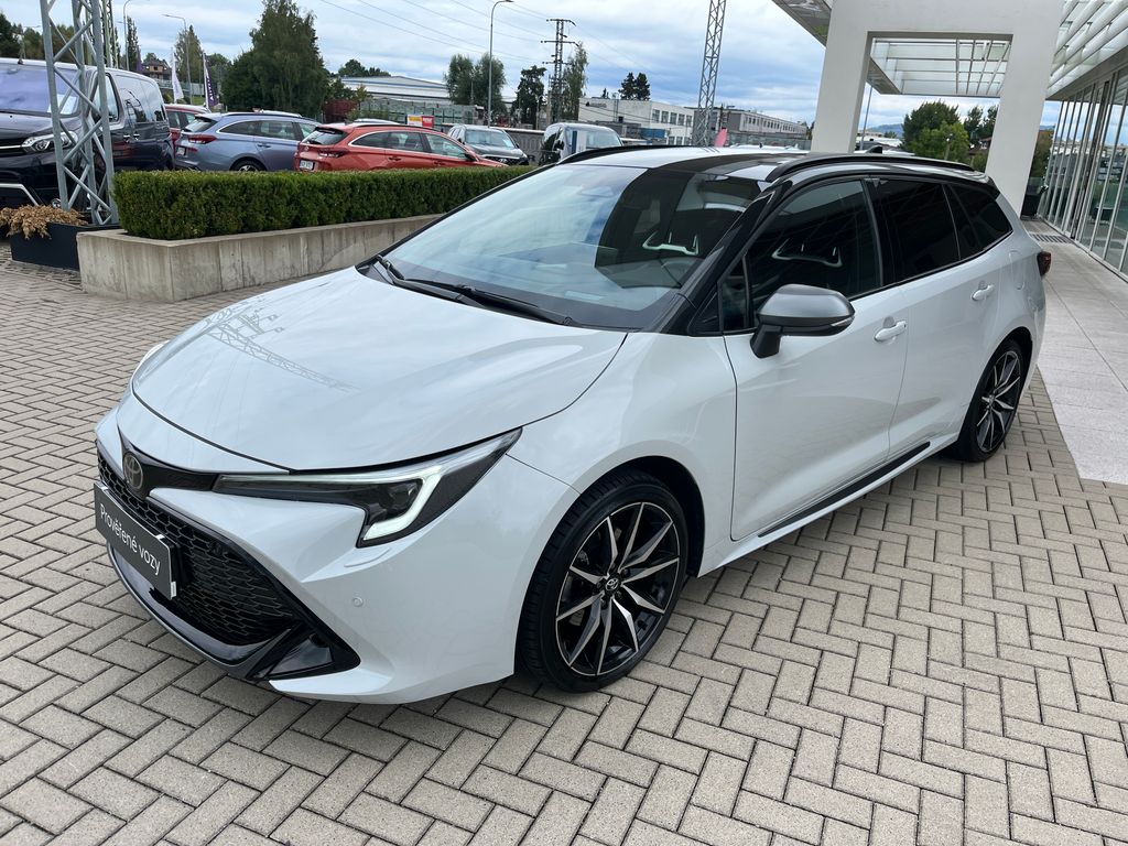 toyota-corolla-2-0-hev-gr-sport-dynamic-jbl - 1