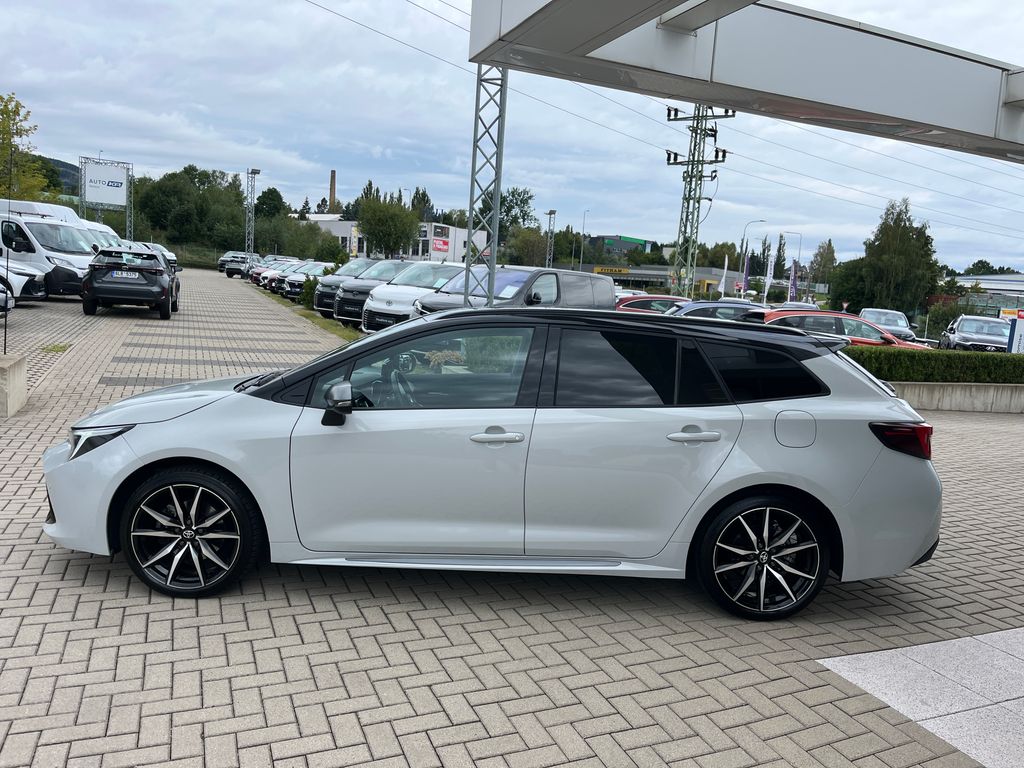toyota-corolla-2-0-hev-gr-sport-dynamic-jbl - 2