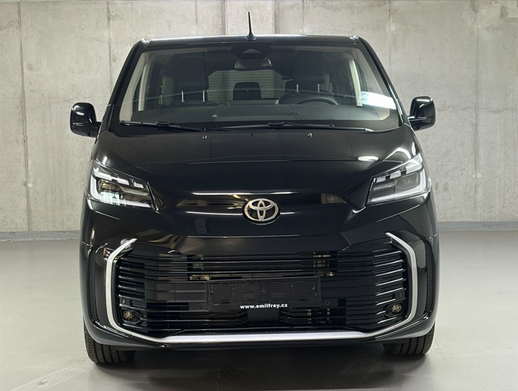 toyota-proace-verso-2-2-d-4d-l2-family-webasto-executive - 1