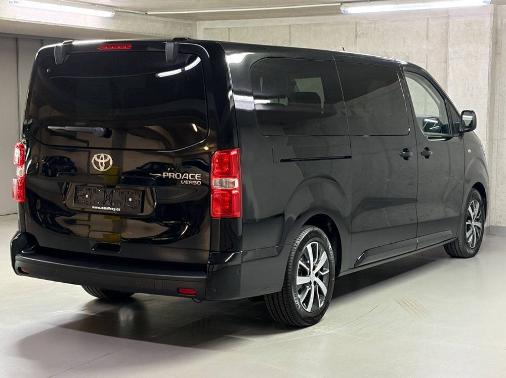 toyota-proace-verso-2-2-d-4d-l2-family-webasto-executive - 4