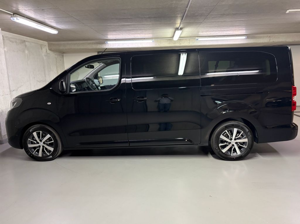 toyota-proace-verso-2-2-d-4d-l2-family-webasto-executive - 7